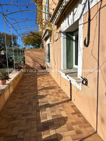 Villa / Maison  T5 à louer Suze-la-Rousse 26790