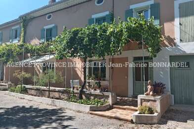 Maison 5 pièces 910 €
