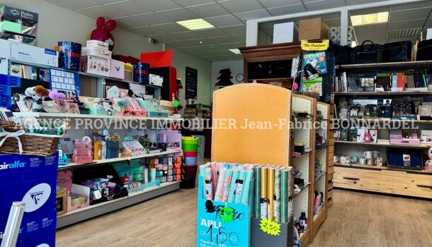 Local commercial 3 pièces  à vendre Sainte-Cécile-les-Vignes 84290