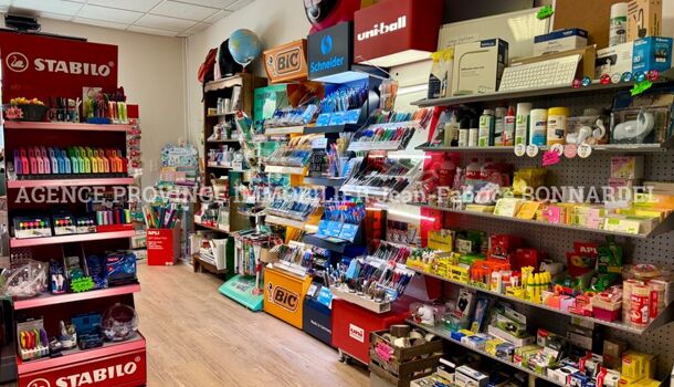 Local commercial 3 pièces  à vendre Sainte-Cécile-les-Vignes 84290