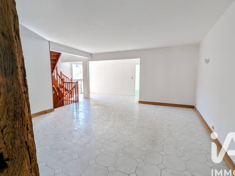 Vente Maison/villa 9 pièces — photo 1