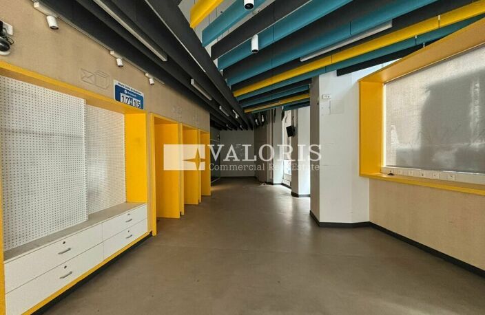 LOCAL COMMERCIAL à LOUER — photo 3