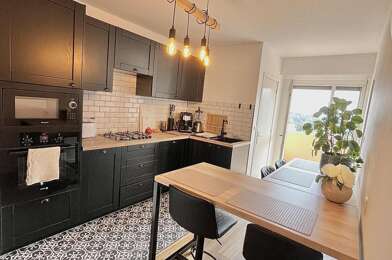 Appartement 3 pièces 243000 €