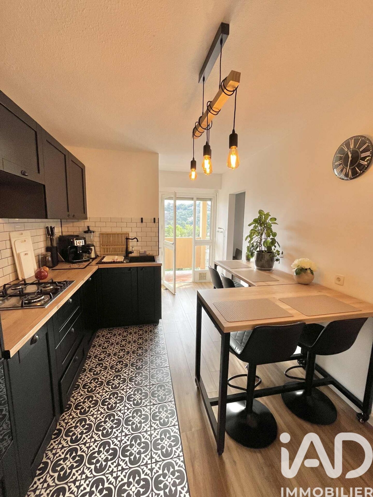Vente Appartement 3 pièces - Photo 2