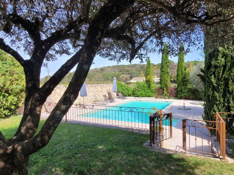 A vendre Mas rénové 5 chambres avec gîte et piscine sur 1,5ha de terrain — photo 1