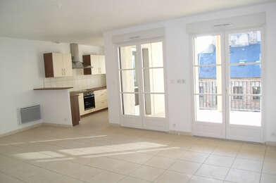 Appartement 3 pièces 651 €