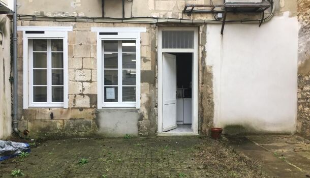 Local commercial 4 pièces  à louer Rochefort 17300