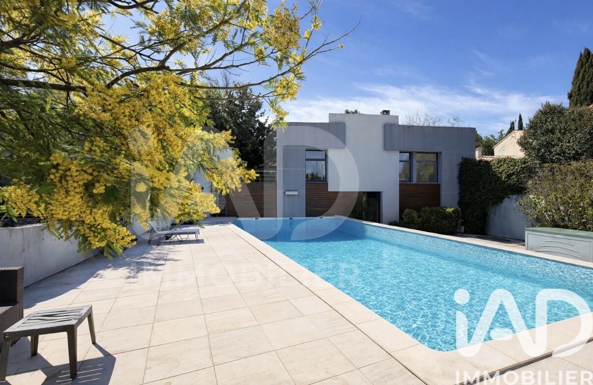 Maison à vendre, 7 pièces, 237 m², Nîmes