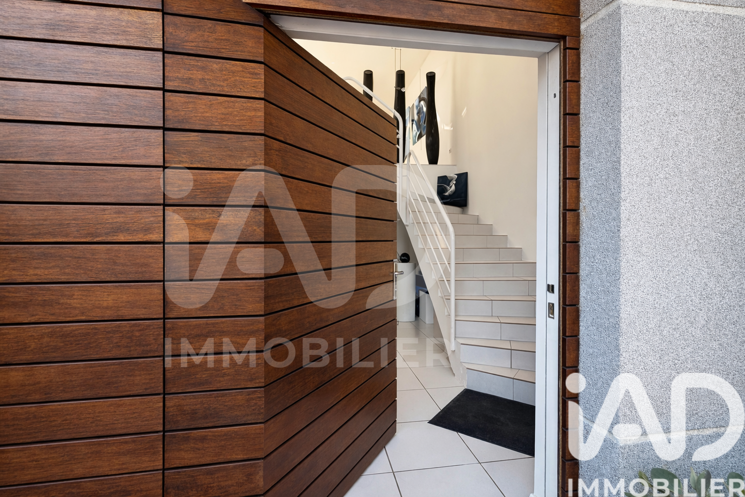 Vente Maison/villa 7 pièces - Photo 2