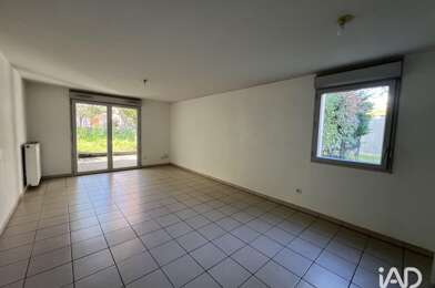 Appartement 3 pièces 845 €