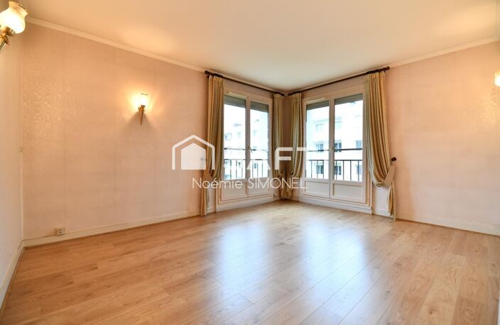 APPARTEMENT DE TROIS PIECES DANS UNE RESIDENCE FAMILIALE ! — photo 3