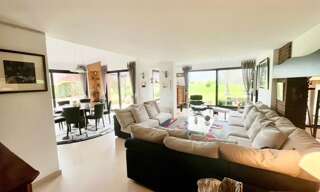 Maison 7 Pièces 200 m² à vendre à Mouvaux (59420)