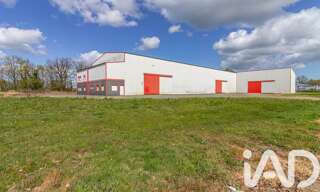 Immeuble  2150 m² à vendre à Beaulieu-sous-la-Roche (85190)