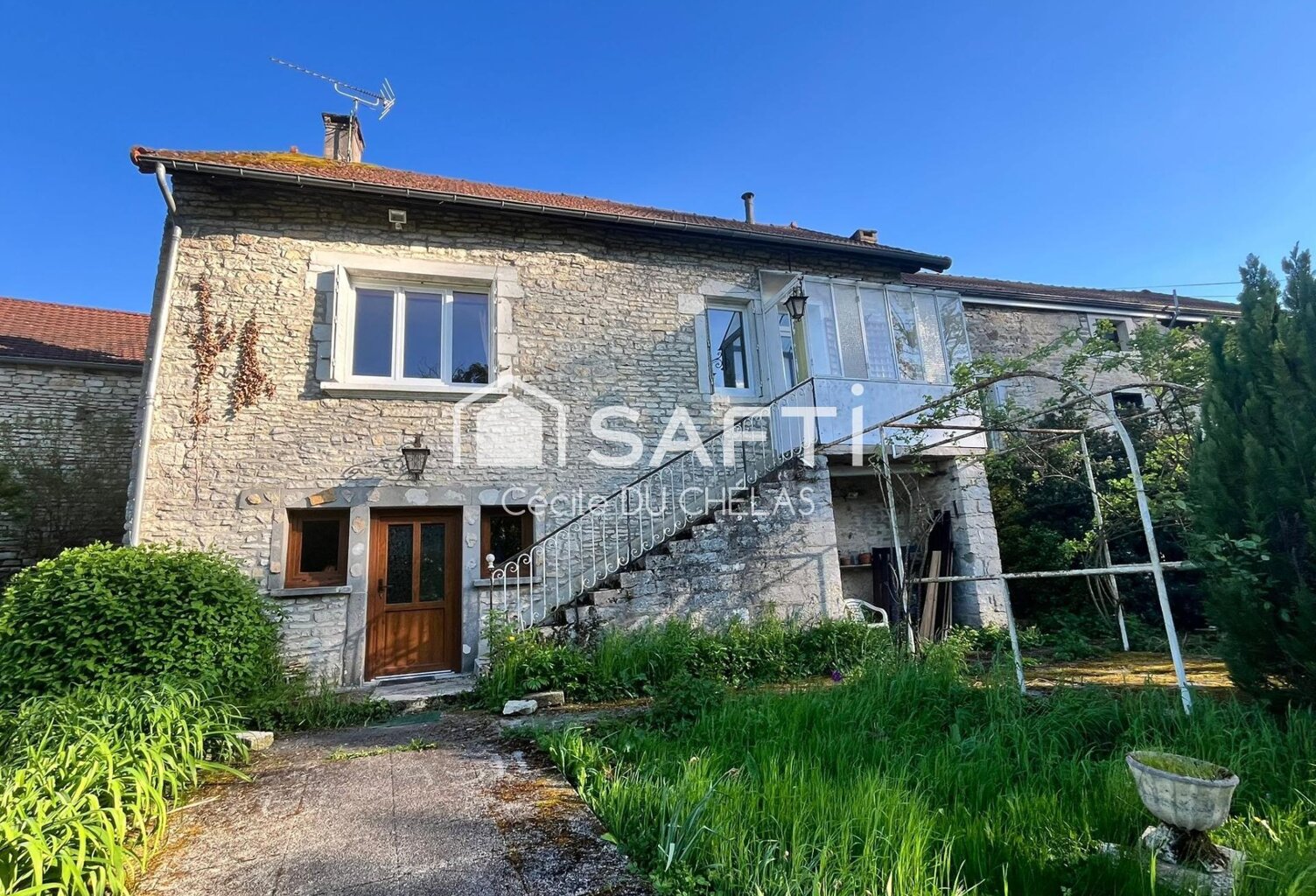 Maison en pierre : le charme de la bourgogne — photo 1