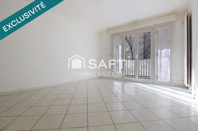 Appartement 3 pièces 114000 €