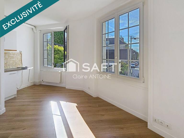 Coup de cœur assuré pour ce studio lumineux au cœur de Bourron-Marlotte, avec vue dégagée. — photo 1