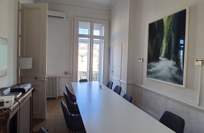 Bureau — photo 4