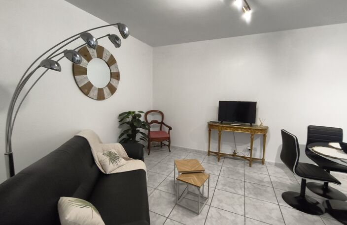 34500 BEZIERS-T2 meublé-polygone — photo 3