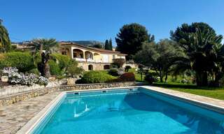 Maison 6 Pièces 240 m² à vendre à Ollioules (83190)