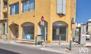 Commerce  43 m² à vendre à Le Beausset (83330)