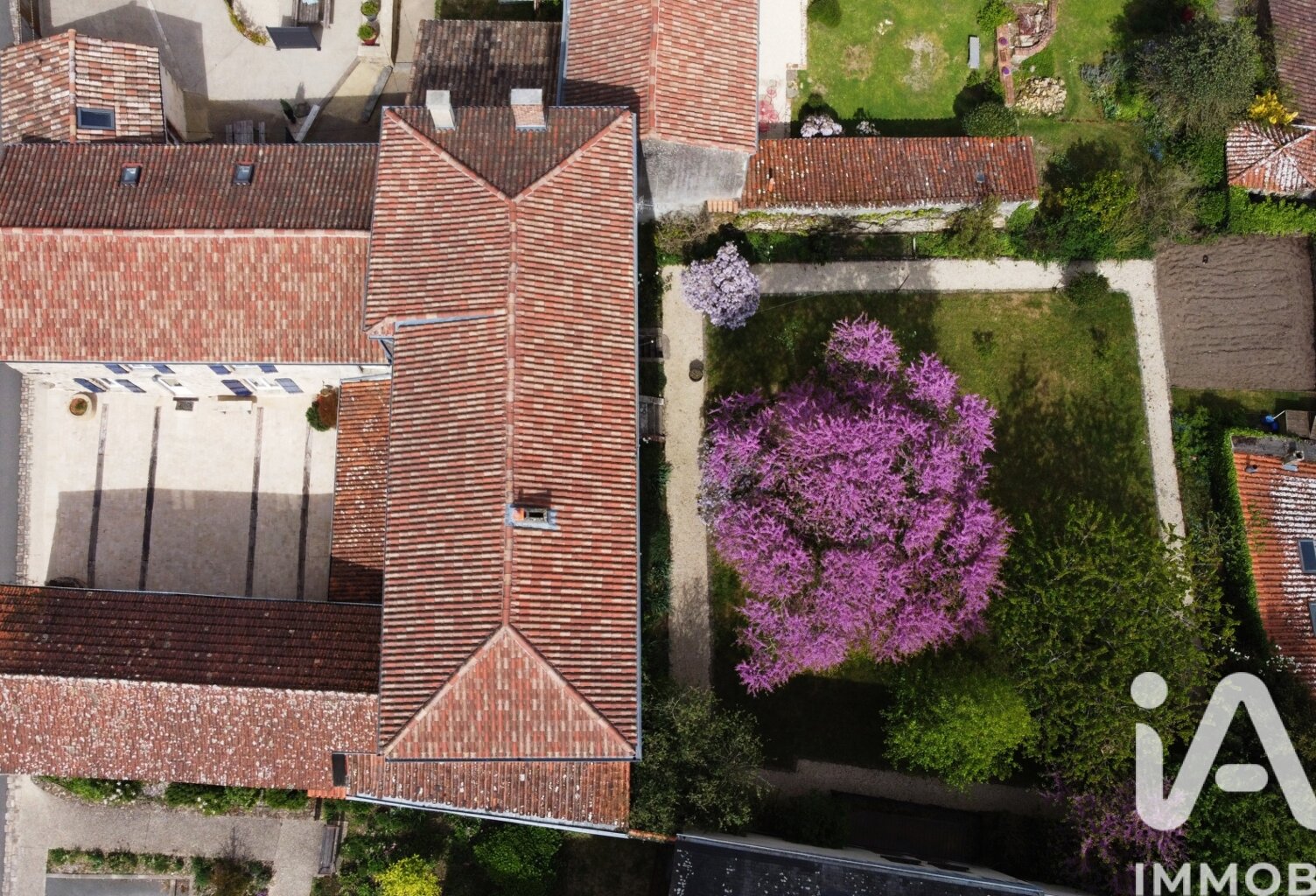 Vente Maison/villa 11 pièces — photo 1