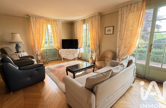 Vente Maison/villa 7 pièces — photo 2