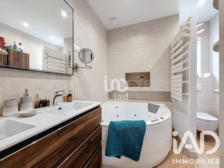 Vente Maison/villa 8 pièces — photo 1