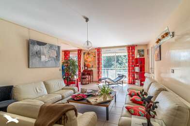 Appartement 4 pièces 421200 €