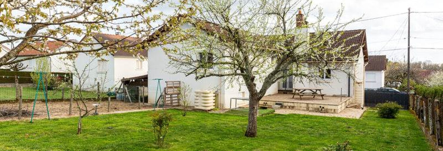 Maison 5 Pièces 106 m² à vendre à Saint-Yrieix-la-Perche (87500)