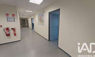 Commerce  975 m² à vendre à Menneville (62240)