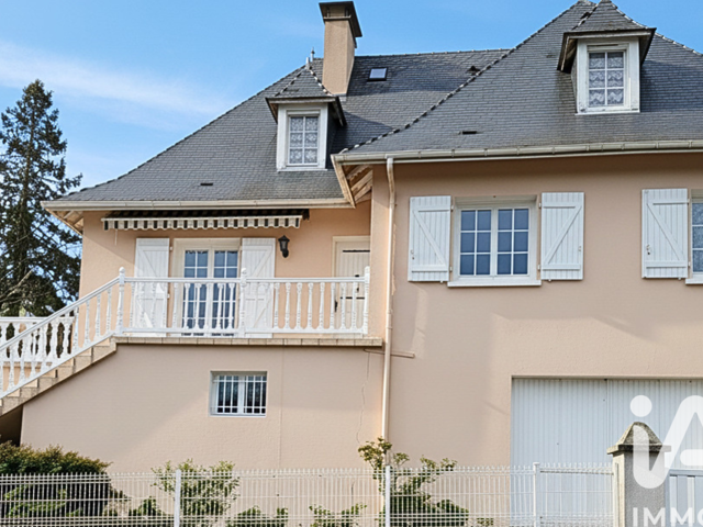 Vente Maison/villa 8 pièces — photo du bien