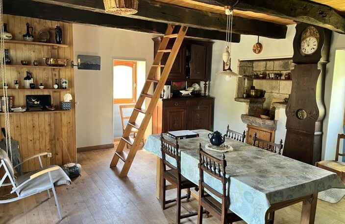 Maison en pierre de 3 pièces principales — photo 4