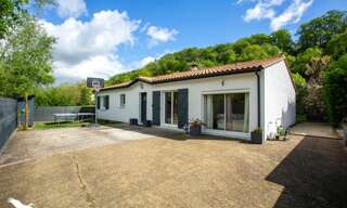 Maison 5 Pièces 119 m² à vendre à Latresne (33360)