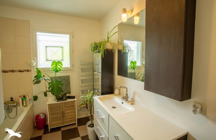 Contemporaine de 5 pièces principales — photo 4