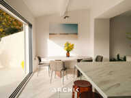 SIENNA — photo 4