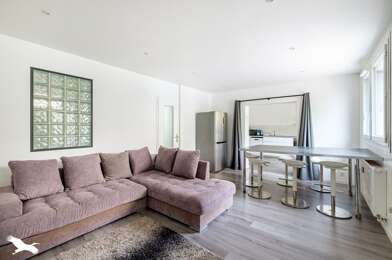 Appartement 8 pièces 449000 €