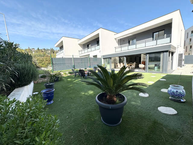 Carnoux en Provence : Villa moderne — photo du bien