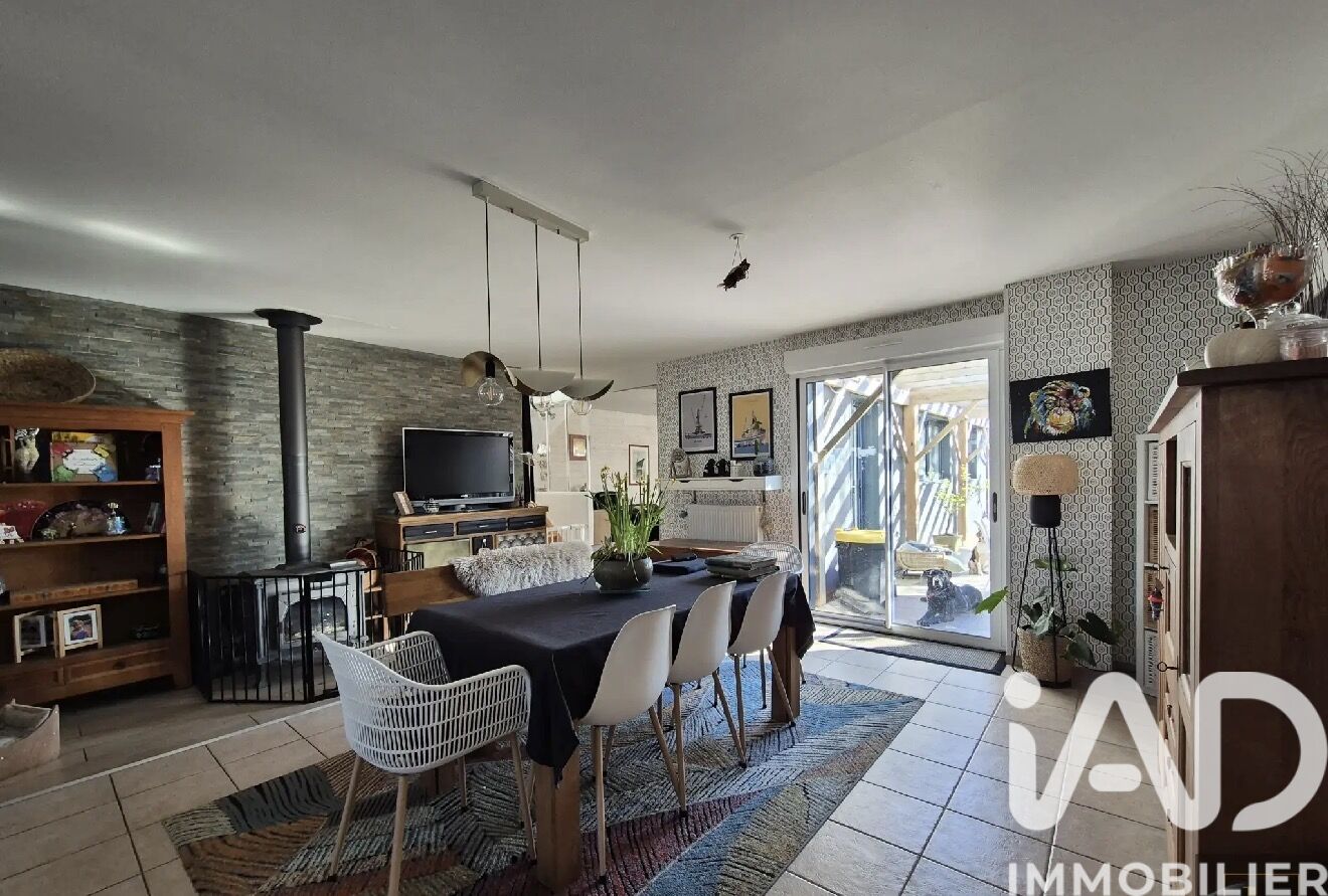 Vente Maison/villa 9 pièces - Photo 2