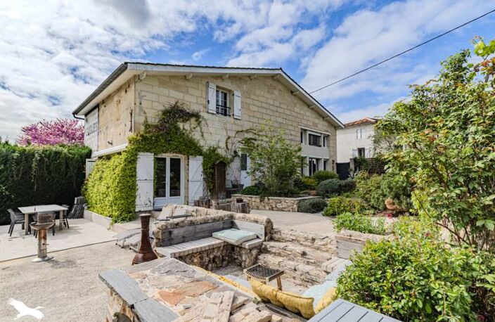 Maison en pierre de 5 pièces principales — photo 2