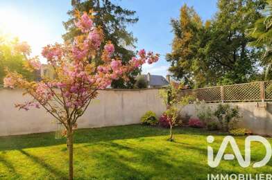 Appartement 4 pièces 698000 €