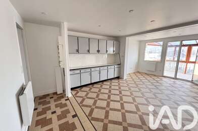 Appartement 4 pièces 1405 €