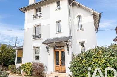 Maison 8 pièces 840000 €