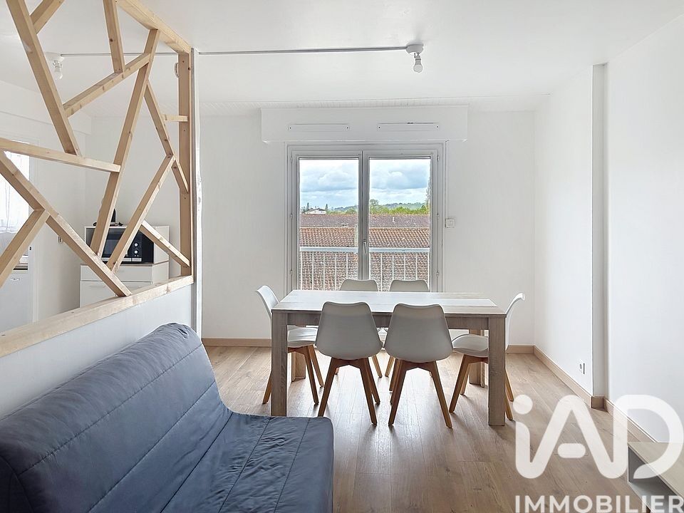 Location Appartement 1 pièce - Photo 2