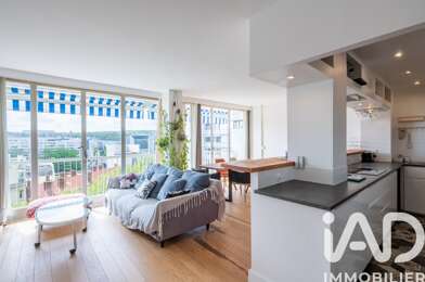 Appartement 3 pièces 2400 €