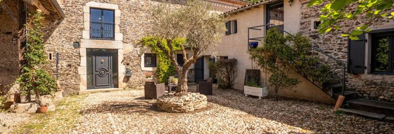 Maison 11 Pièces 366 m² à vendre à Roquecourbe (81210)