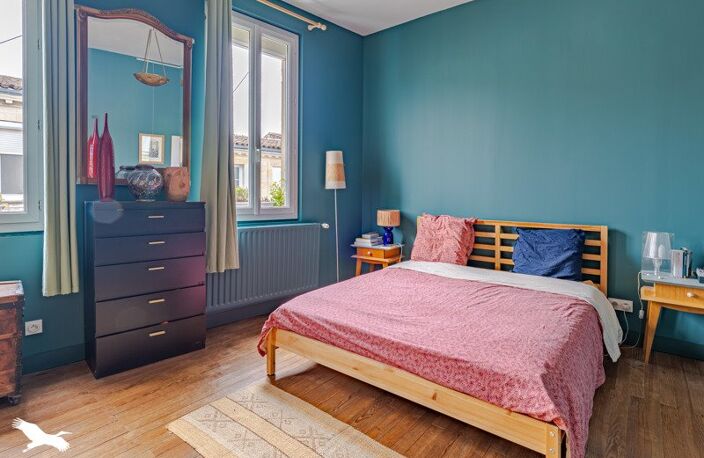 Maison en pierre de 3 pièces principales — photo 2