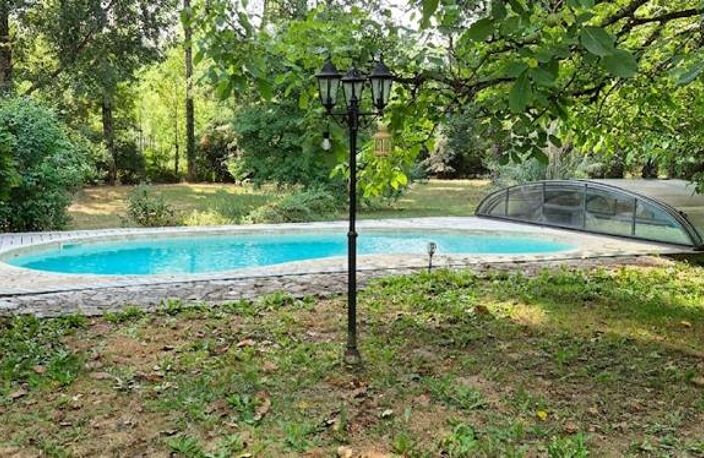 Maison en pierre de 3 pièces principales — photo 2