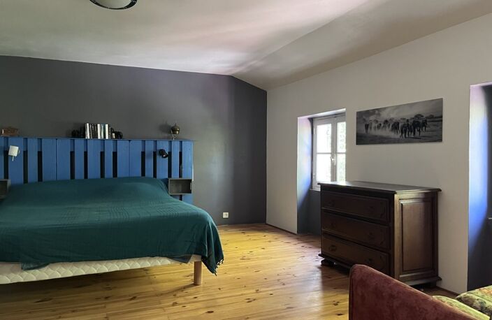 Maison en pierre de 3 pièces principales — photo 4