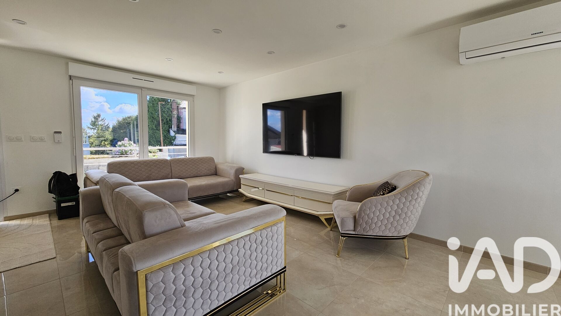 Vente Maison/villa 5 pièces - Photo 4
