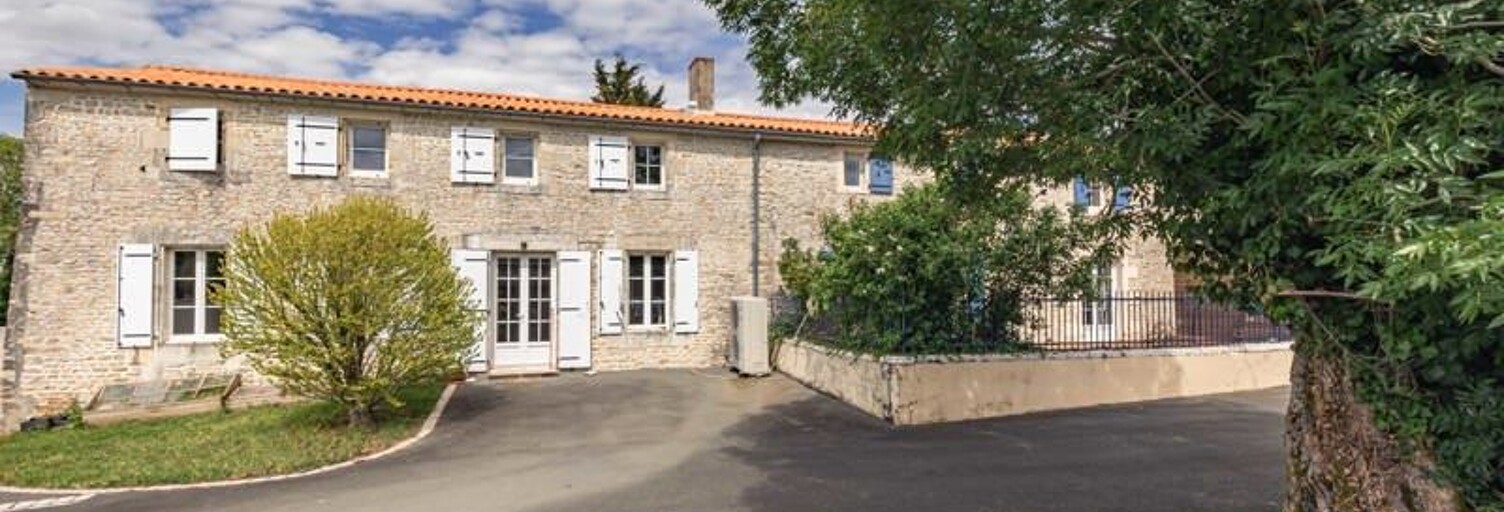 Maison 9 Pièces 245 m² à vendre à Tonnay-Charente (17430)